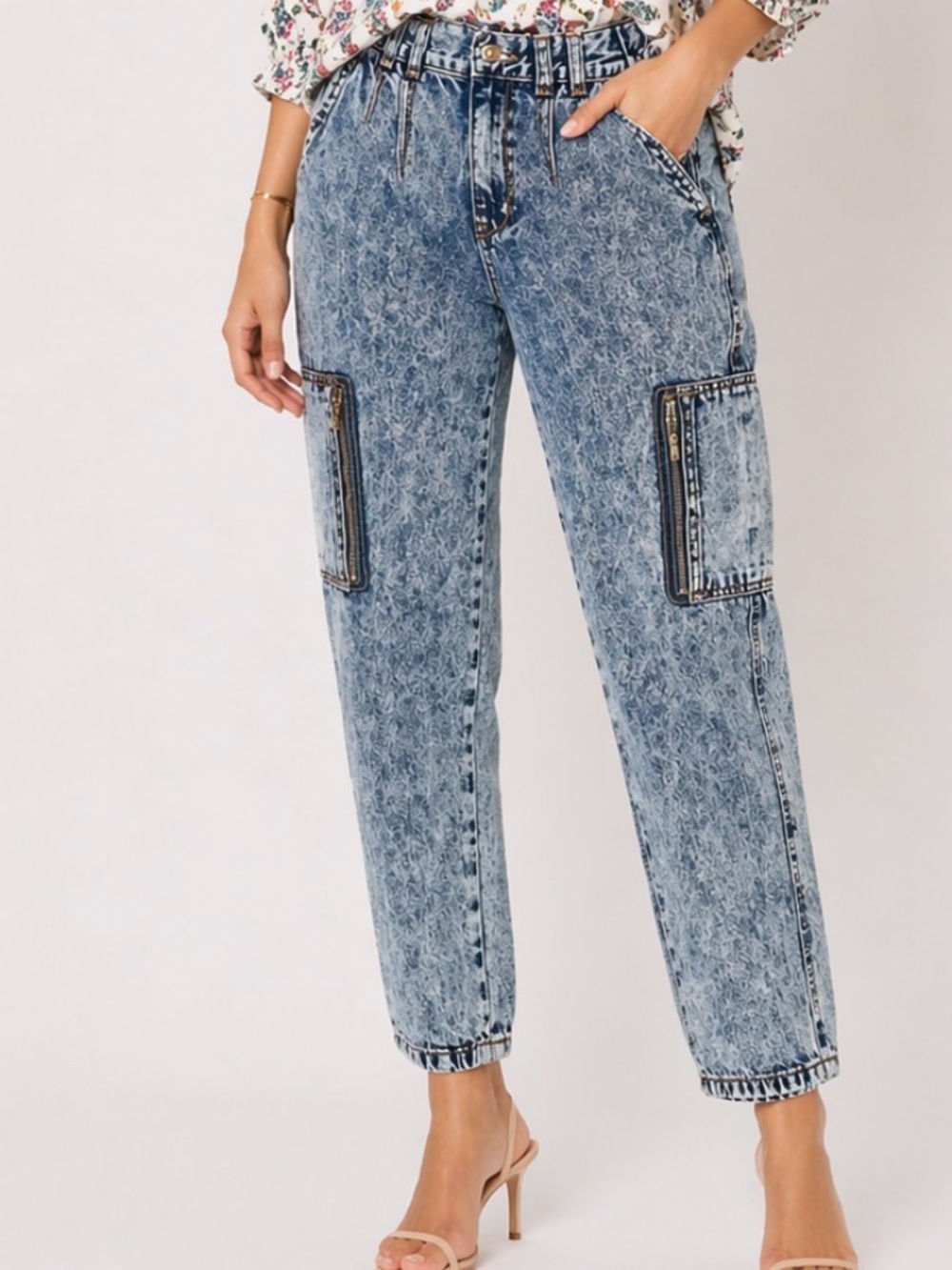 BDG Urban Outfitters Acid Washed Jeans Tapered High Rise SZ XS Barrel leg